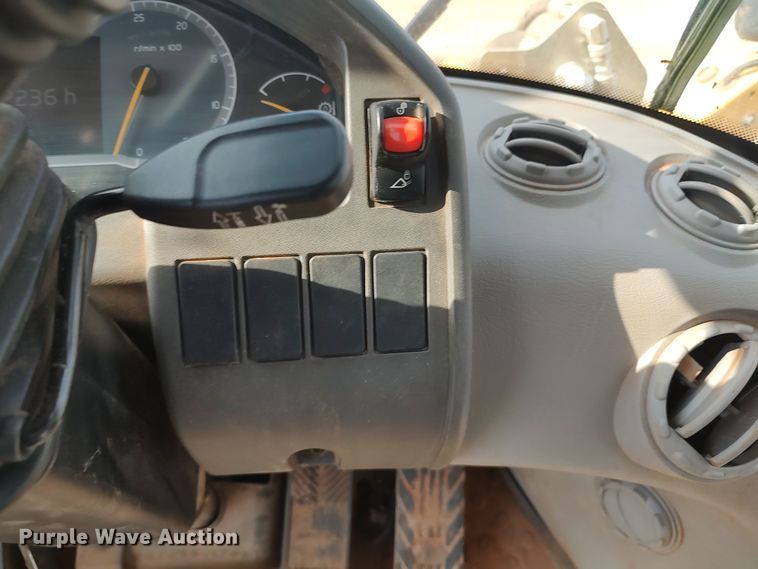 image for item JR9441 2019 Volvo L60H  wheel loader