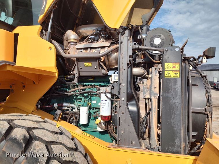 image for item JR9441 2019 Volvo L60H  wheel loader