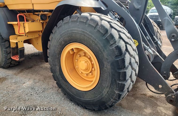 image for item JR9441 2019 Volvo L60H  wheel loader