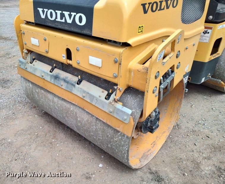 image for item JR9443 2019 Volvo DD25B  double drum vibratory roller