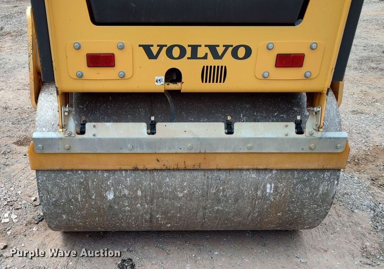 image for item JR9443 2019 Volvo DD25B  double drum vibratory roller