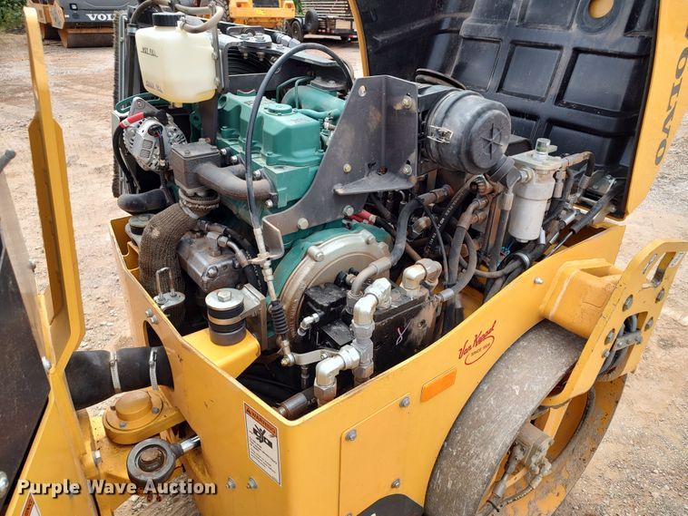 image for item JR9443 2019 Volvo DD25B  double drum vibratory roller
