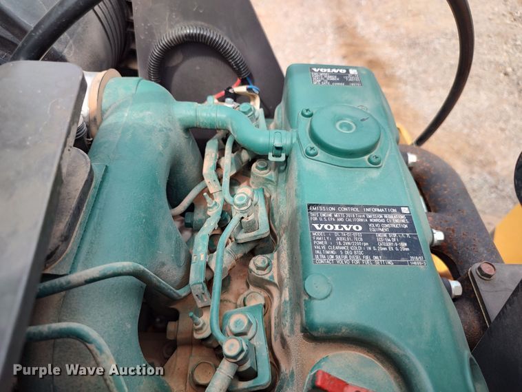 image for item JR9443 2019 Volvo DD25B  double drum vibratory roller