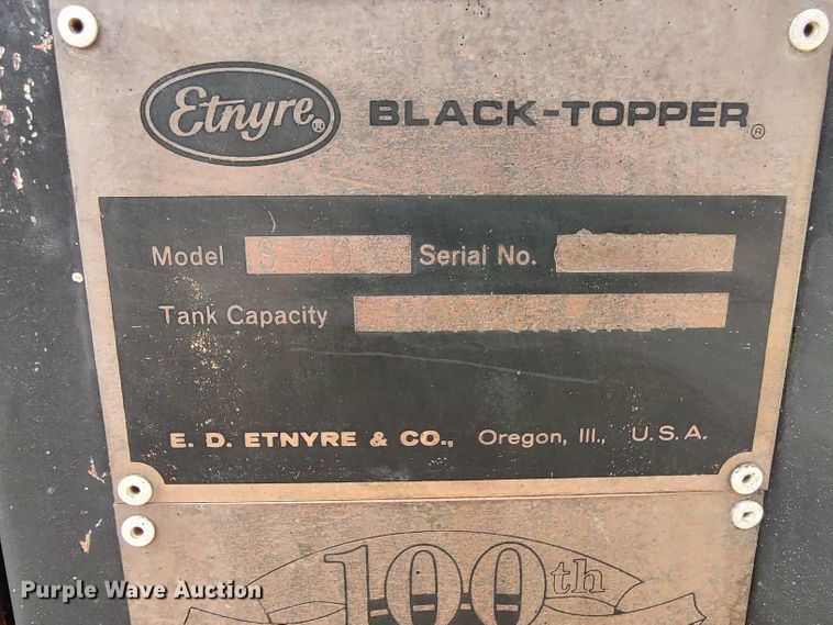 image for item JR9448 1998 Ford F800  oil distributor truck