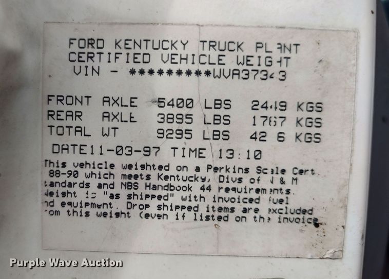 image for item JR9448 1998 Ford F800  oil distributor truck