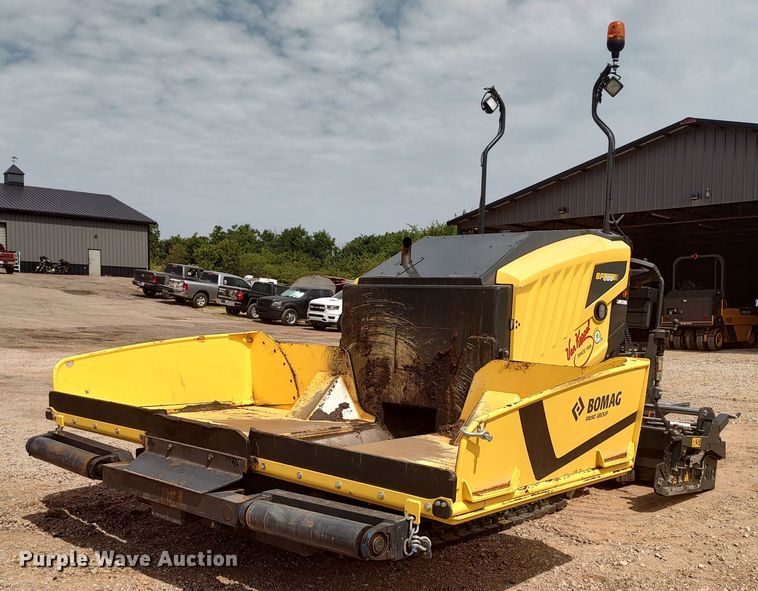 image for item JR9460 2019 Bomag BF200 C-2  paver