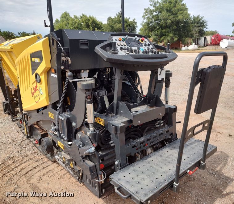 image for item JR9460 2019 Bomag BF200 C-2  paver