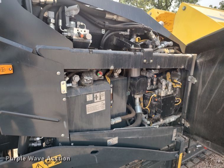 image for item JR9460 2019 Bomag BF200 C-2  paver