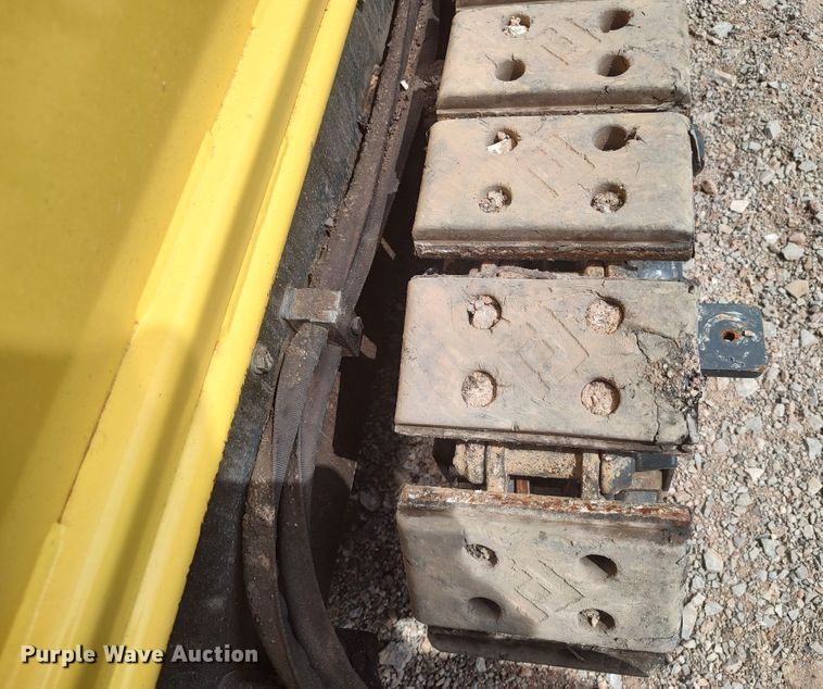 image for item JR9460 2019 Bomag BF200 C-2  paver