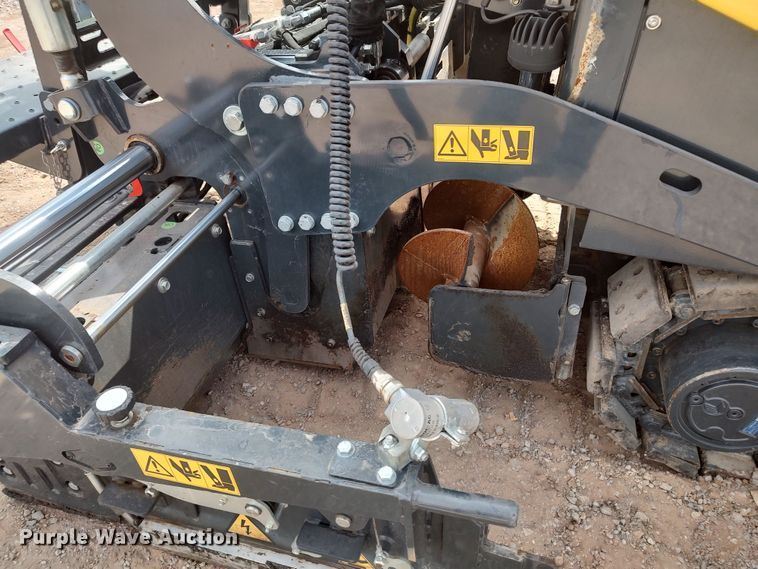 image for item JR9460 2019 Bomag BF200 C-2  paver