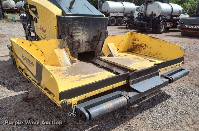 image for item JR9460 2019 Bomag BF200 C-2  paver