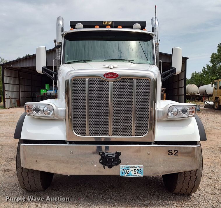 image for item JR9462 2021 Peterbilt 567  dump truck