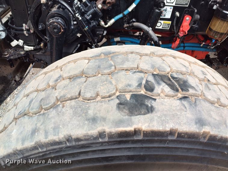 image for item JR9462 2021 Peterbilt 567  dump truck