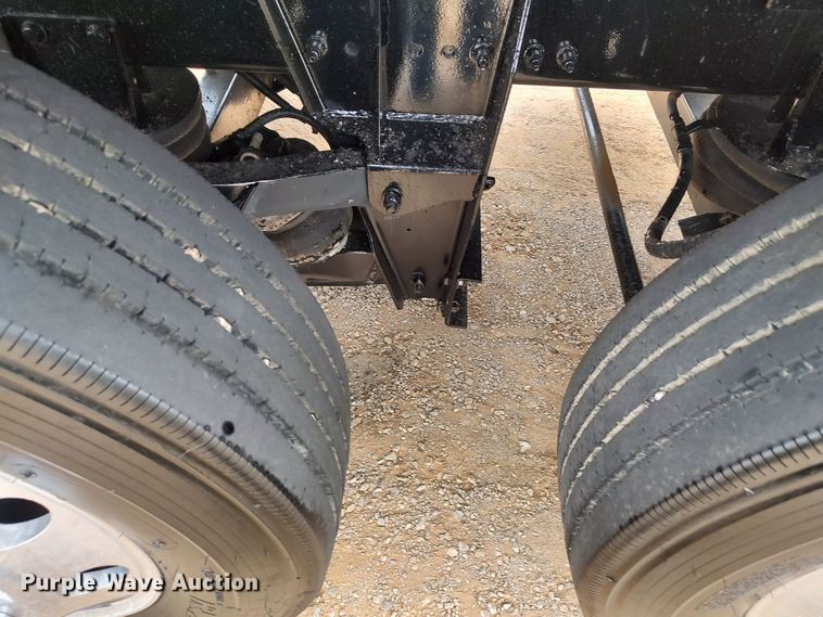 image for item JR9462 2021 Peterbilt 567  dump truck