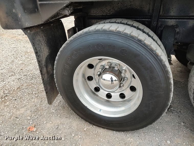 image for item JR9462 2021 Peterbilt 567  dump truck