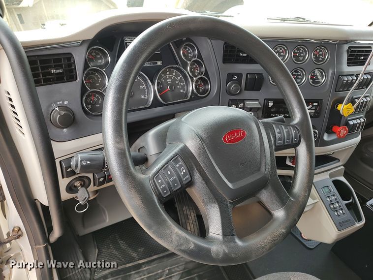 image for item JR9463 2021 Peterbilt 567  dump truck