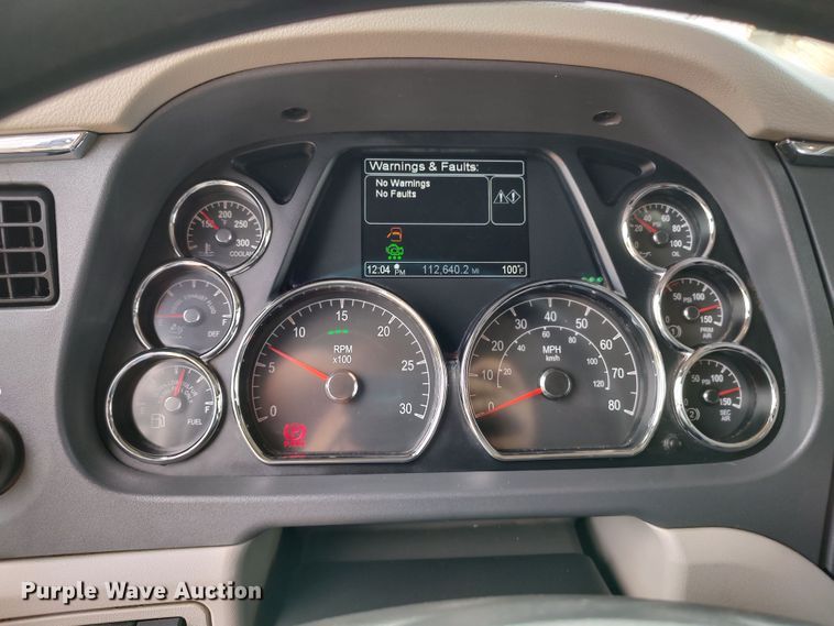 image for item JR9463 2021 Peterbilt 567  dump truck