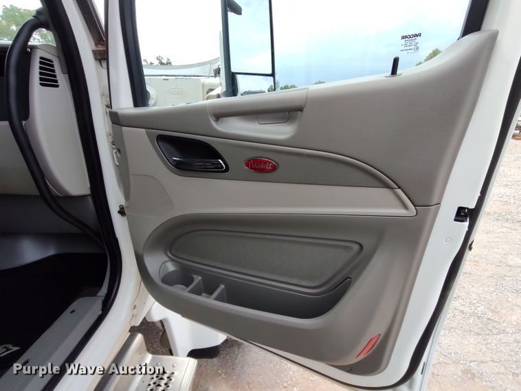 image for item JR9463 2021 Peterbilt 567  dump truck