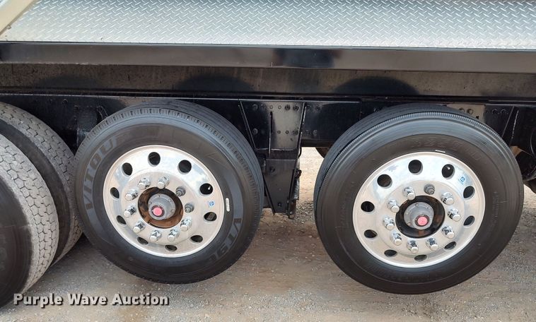 image for item JR9463 2021 Peterbilt 567  dump truck