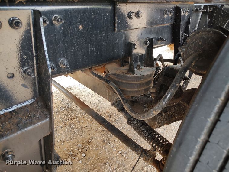 image for item JR9463 2021 Peterbilt 567  dump truck