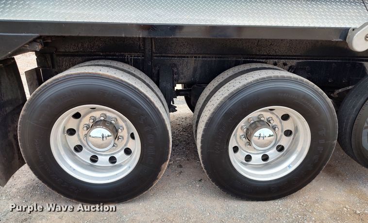 image for item JR9463 2021 Peterbilt 567  dump truck