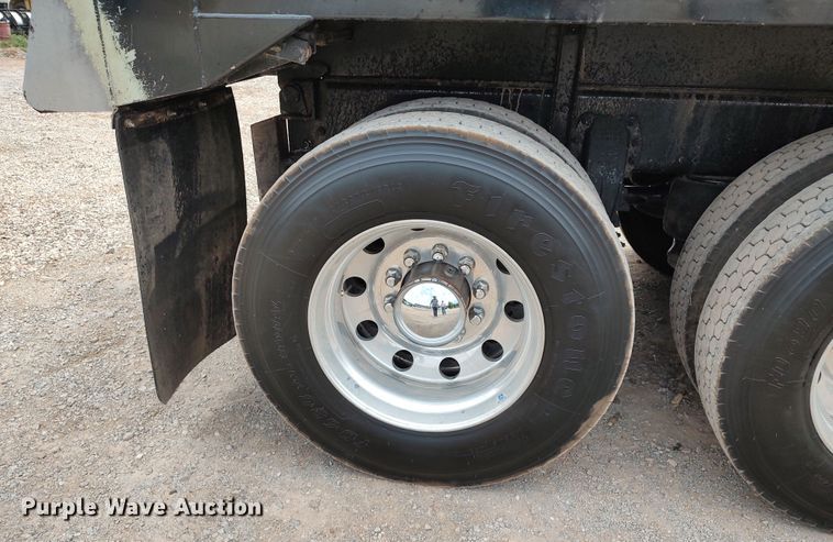 image for item JR9463 2021 Peterbilt 567  dump truck