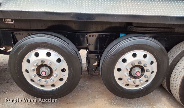 image for item JR9463 2021 Peterbilt 567  dump truck