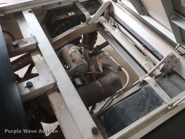 image for item JR9465 2001 Club Car Pioneer 1200  utility vehicle with SSI CS8700 inertial profiler profilograph