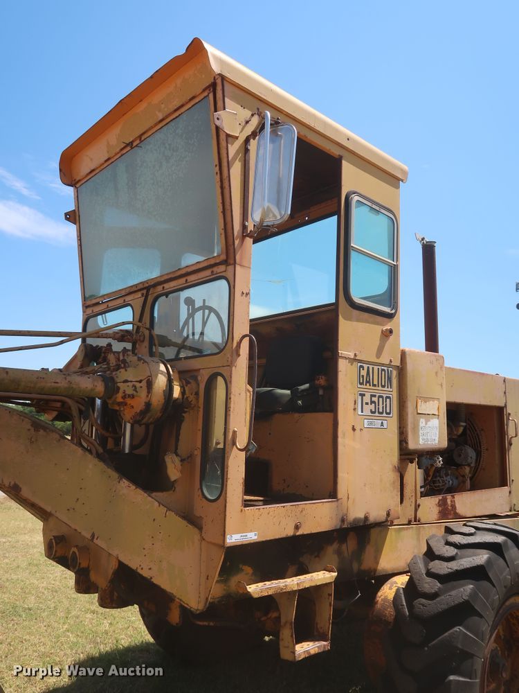 image for item JR9468 1972 Galion T500A  rigid frame motor grader