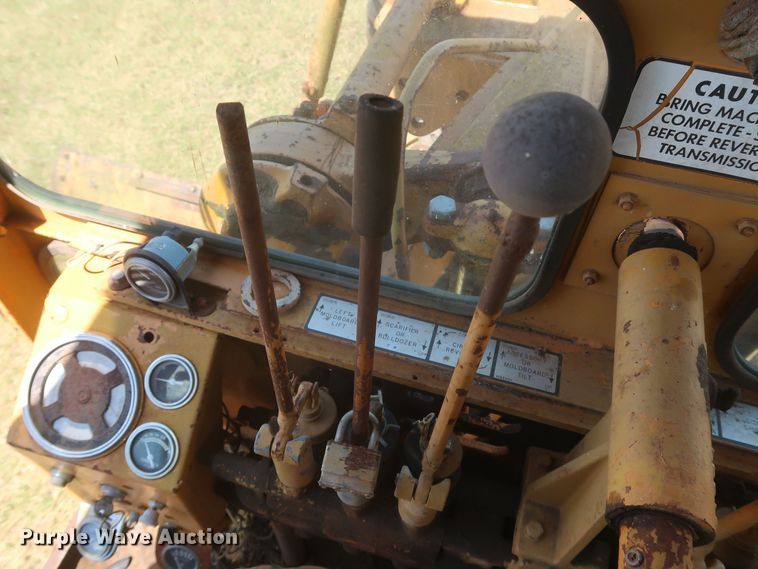 image for item JR9468 1972 Galion T500A  rigid frame motor grader