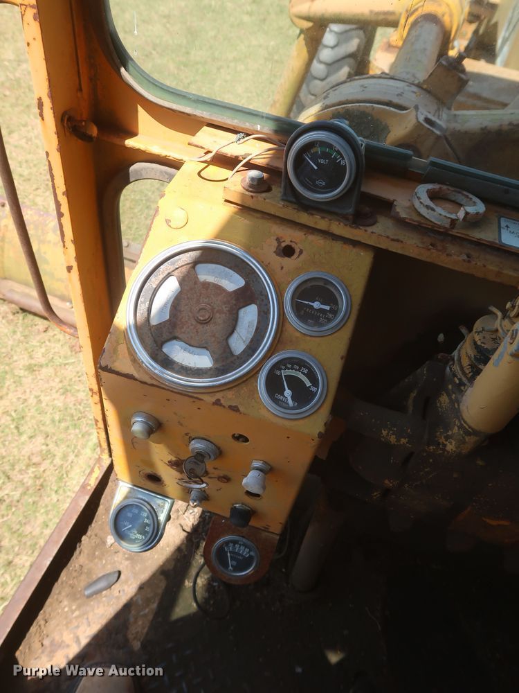 image for item JR9468 1972 Galion T500A  rigid frame motor grader