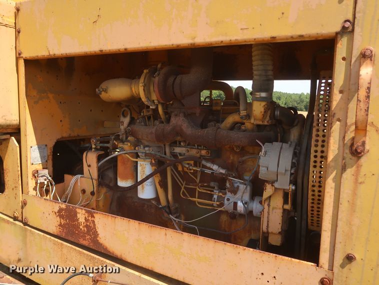 image for item JR9468 1972 Galion T500A  rigid frame motor grader