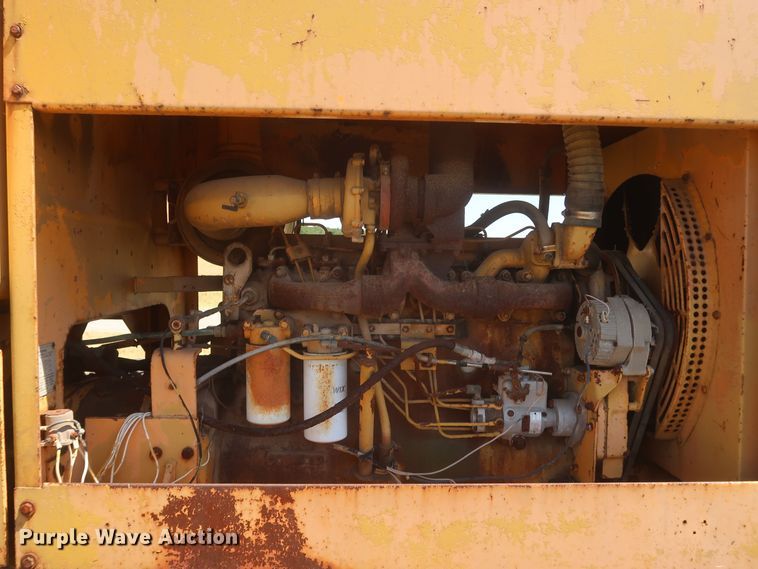 image for item JR9468 1972 Galion T500A  rigid frame motor grader