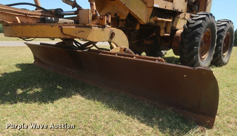 image for item JR9468 1972 Galion T500A  rigid frame motor grader