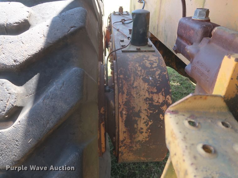 image for item JR9468 1972 Galion T500A  rigid frame motor grader