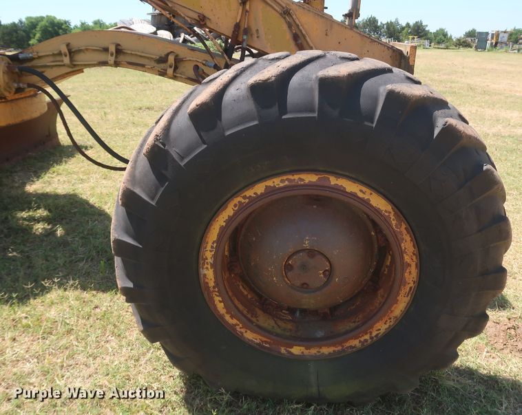 image for item JR9468 1972 Galion T500A  rigid frame motor grader
