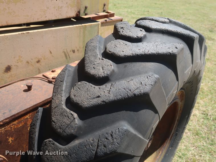 image for item JR9468 1972 Galion T500A  rigid frame motor grader