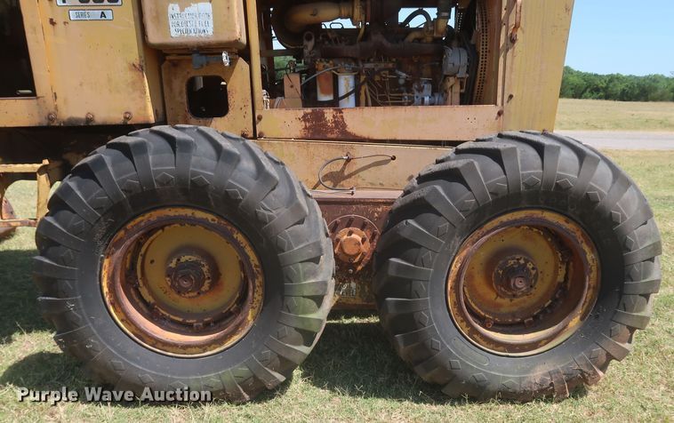 image for item JR9468 1972 Galion T500A  rigid frame motor grader