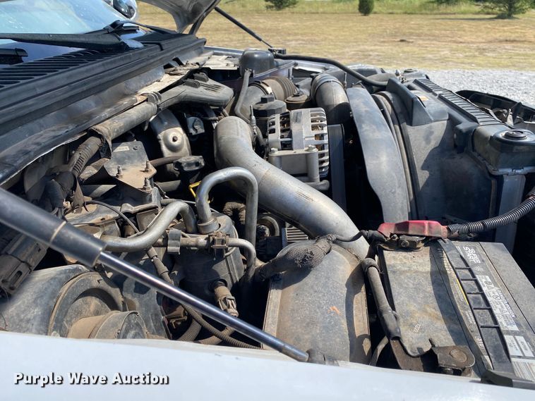 image for item JU9293 2005 Ford F550 Super Duty  bucket truck