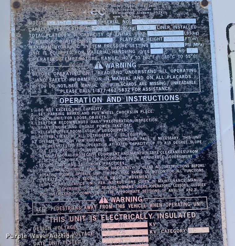 image for item JU9293 2005 Ford F550 Super Duty  bucket truck