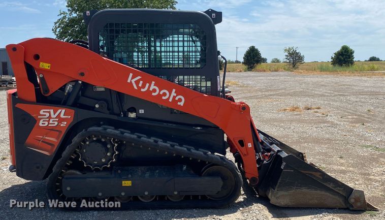 image for item JU9302 2021 Kubota SVL65-2  tracked skid steer loader