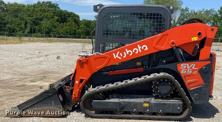 image for item JU9302 2021 Kubota SVL65-2  tracked skid steer loader