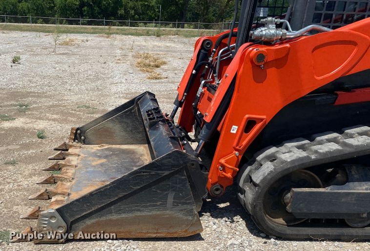 image for item JU9302 2021 Kubota SVL65-2  tracked skid steer loader