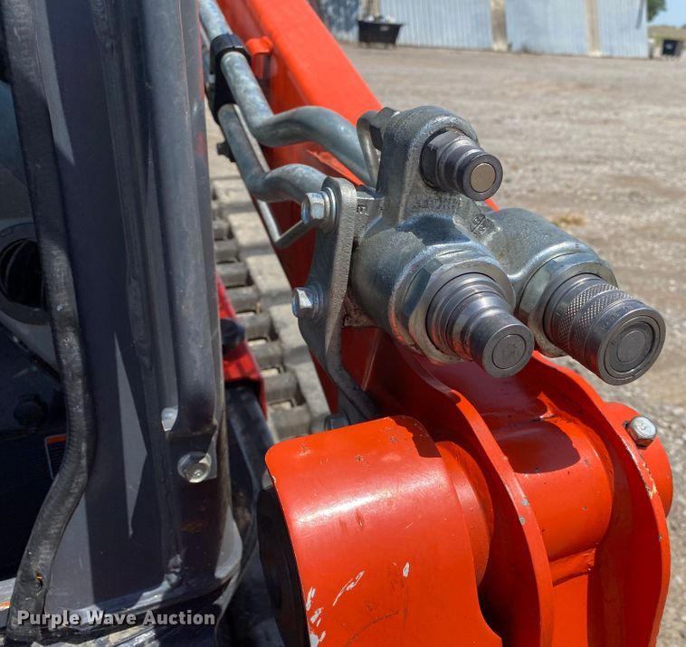 image for item JU9302 2021 Kubota SVL65-2  tracked skid steer loader