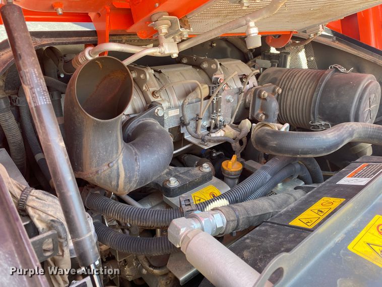 image for item JU9302 2021 Kubota SVL65-2  tracked skid steer loader