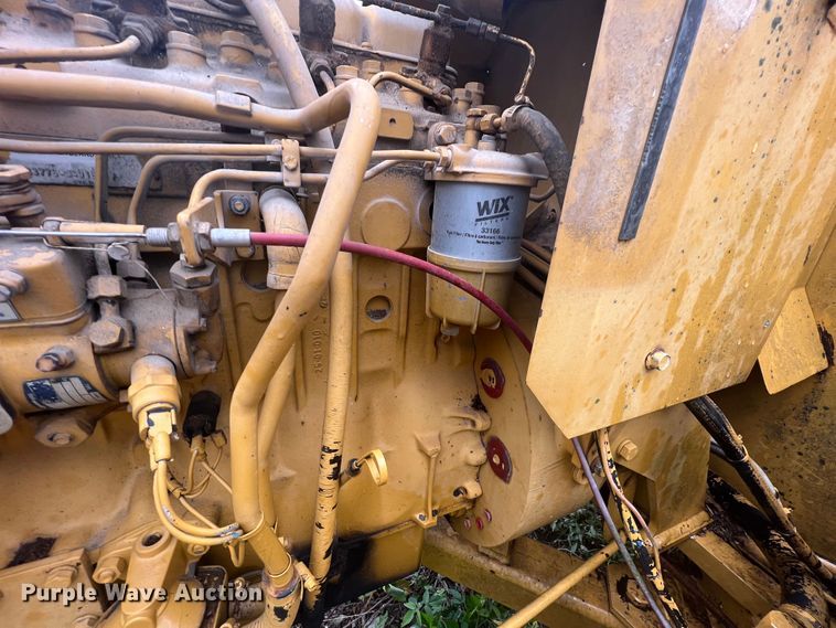 image for item JX9282 1992 Vermeer 1250BC  wood chipper