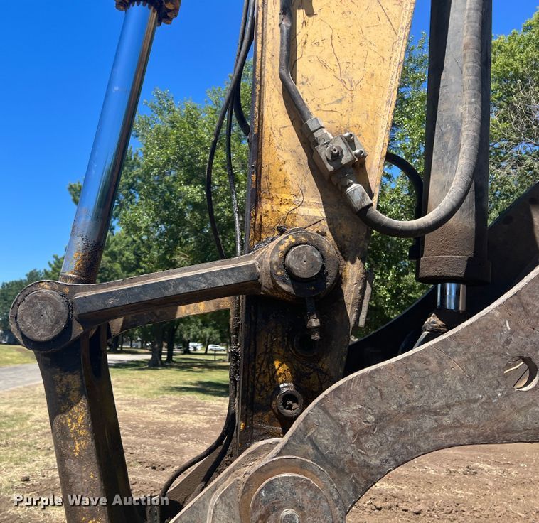 image for item JX9307 2007 Komatsu PC220LC  excavator