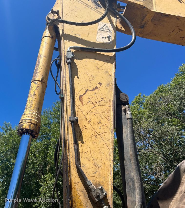 image for item JX9307 2007 Komatsu PC220LC  excavator