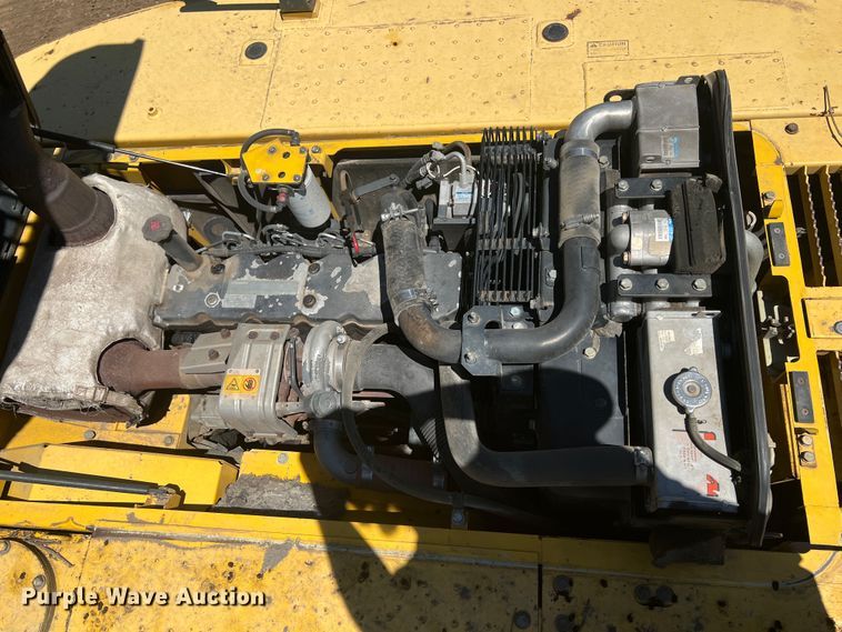 image for item JX9307 2007 Komatsu PC220LC  excavator