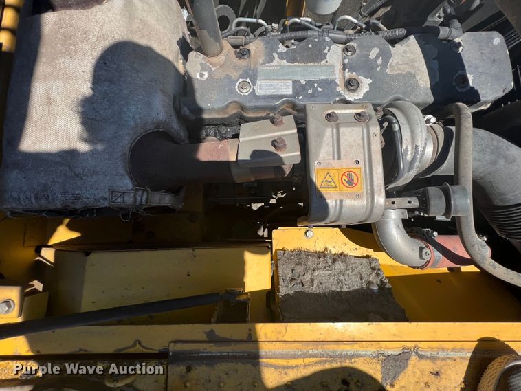image for item JX9307 2007 Komatsu PC220LC  excavator